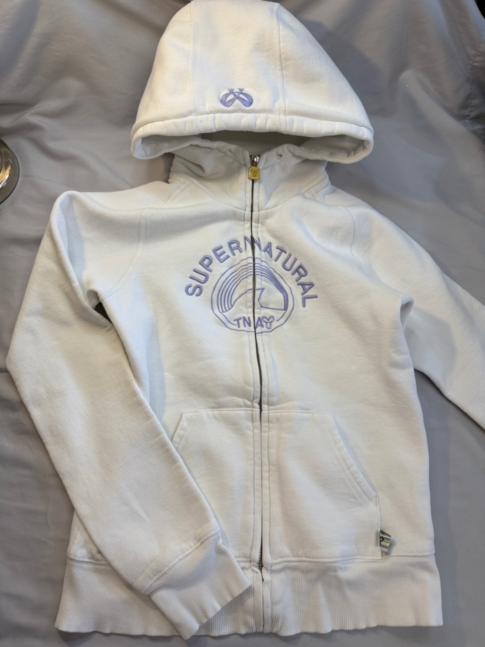 TNA -  TNAction - Ultra soft hoodie. Size XSmall